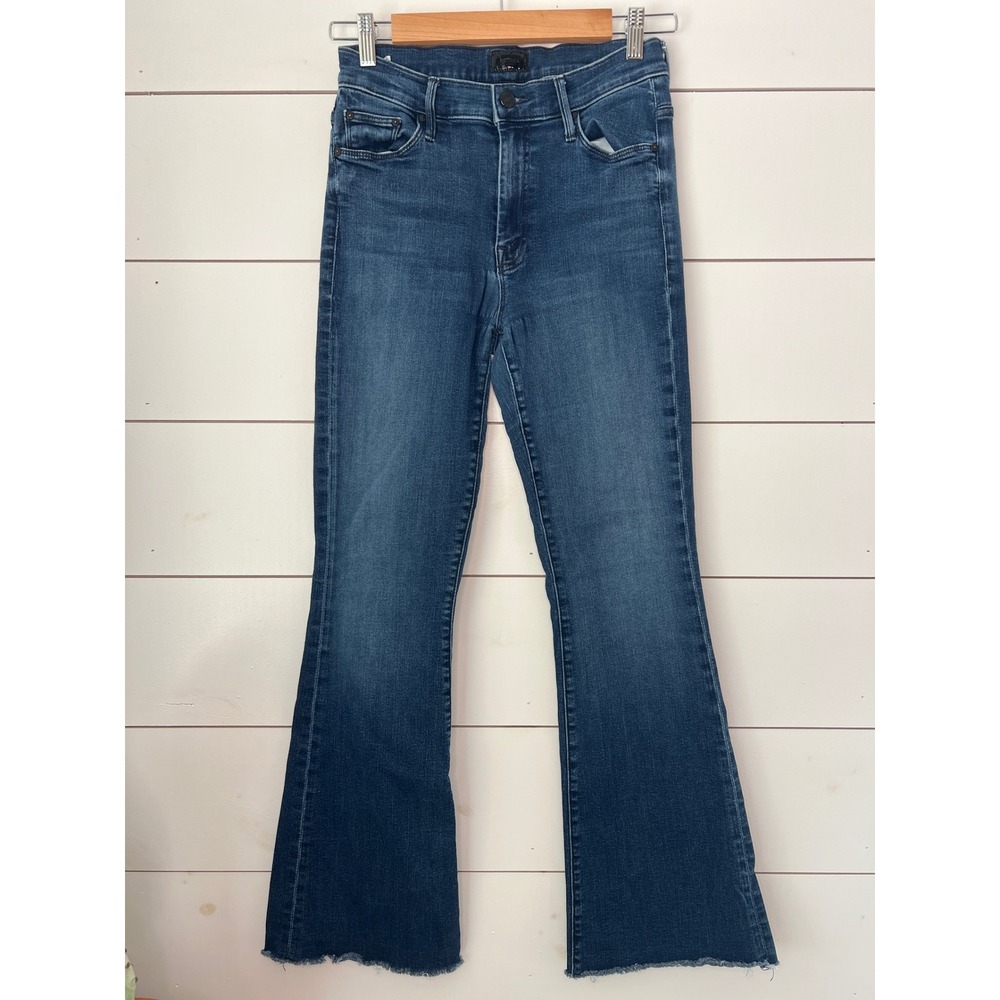 Mother The Weekender Fray Flare Jeans Mint Condition Blue Wash Size 28